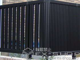 のフェンス・柵 エクスラインフェンス22型　自由柱使用 施工例