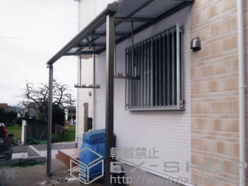 のテラス屋根 プレシオステラス R型 テラスタイプ 単体 積雪〜20?対応 施工例