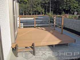 LIXIL ���N�V��(�g�X�e��)�̃E�b�h�f�b�L ���R�X�e�[�WII �{�H��