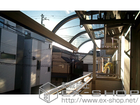 のバルコニー・ベランダ屋根 ライザーテラスII R型 屋根タイプ 単体 積雪〜20cm対応 施工例