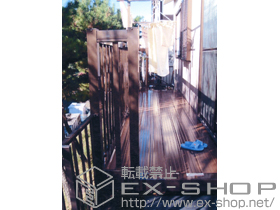 のバルコニー アクトステージA型 太格子 単体 柱建て式+T字型単独物干しセット 2本入 施工例