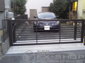 のカーゲート スウィングアップゲート 横格子型 電動式 施工例