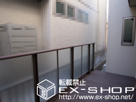 のウッドデッキ リコステージII 単体＋デッキフェンス プライバシーパネル 施工例