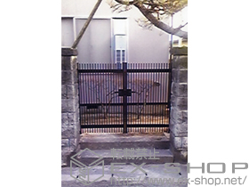 の門扉 ハイ千峰 両開き 柱使用 施工例