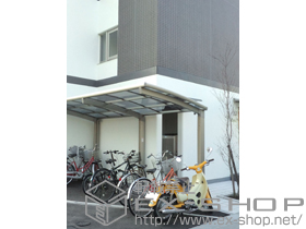 のフェンス・柵 メッシュフェンス G10-R フリーポールタイプ 施工例