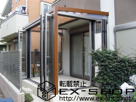 のテラス囲い・サンルーム ジーマ 土間仕様 バルコニー前納め 積雪〜20cm対応+引違い網戸/内部日除け[特寸5尺仕様]（ブラウン）+カーテンレール 施工例