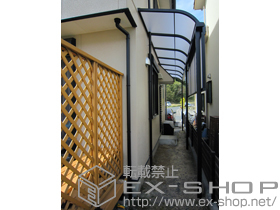 のテラス屋根 ライザーテラスII R型 テラスタイプ 連棟 積雪〜20cm対応＋前面スクリーン1段 施工例