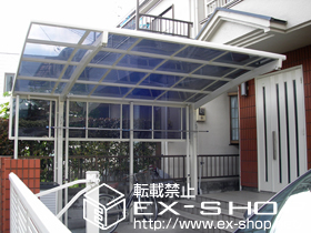 のカーポート カーブポートシグマIII 積雪〜20cm対応＋着脱式サポート柱×2本＋サイドパネル 1段H800＋収納式物干し ロングタイプ（2本入） 施工例