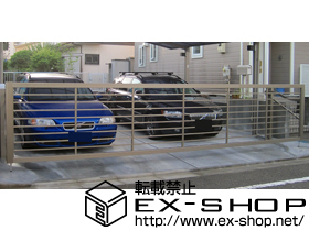 のカーゲート スウィングアップゲートワイド 横格子型 電動式 施工例