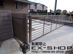 のカーゲート スウィングアップゲートワイド 1型＜横格子＞型 手動式 施工例