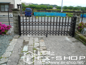 のカーゲート トリップゲート ペットガード型 ノンレール 片開き 施工例