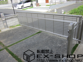 のカーゲート エクスラインアップゲート ワイド 5型 電動式　2モーター 施工例