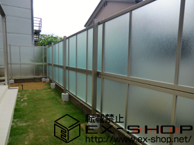 のフェンス・柵 シャレオRP型フェンス アルミ多段柱仕様 フリーポールタイプ 施工例