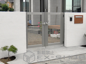 の門扉 プレシオス門扉　横格子　両開き 施工例