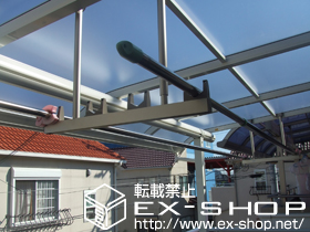 のバルコニー・ベランダ屋根 ヴェクターテラス R型 屋根タイプ 単体 積雪〜20cm対応+吊り下げ物干し　標準　2本入 施工例