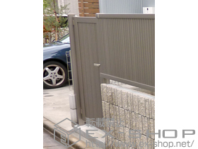 の門扉 シャレオR4型 片開き 柱使用 施工例