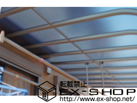 のテラス屋根 ヴェクターテラス R型 テラスタイプ 単体 積雪〜20cm対応＋吊り下げ物干し　標準　ロング　2本入 施工例