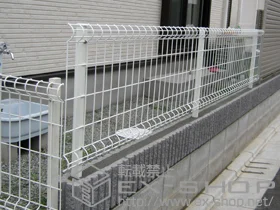 LIXIL ���N�V��(TOEX)�̃t�F���X�E��E�� �n�C�O���b�h�t�F���XUF8�^ �t���[�|�[���^�C�v �{�H��