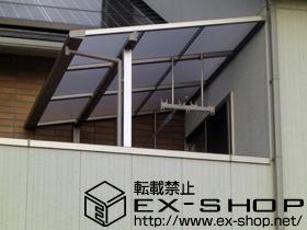 のバルコニー・ベランダ屋根 ライザーテラスII F型 屋根タイプ 単体 積雪〜20cm対応＋吊り下げ物干し　標準　2本入 施工例