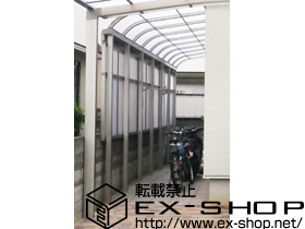 のテラス屋根 ライザーテラスII R型 単体 テラスタイプ+前面スクリーン2段+標準壁付け物干し（2本入り） 施工例