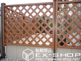 のフェンス・柵 ステイウッドフェンスM1型 間仕切り柱 施工例