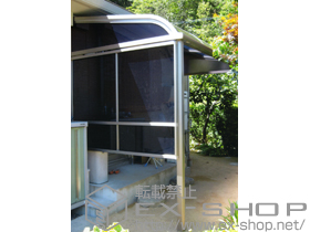 のテラス屋根 ライザーテラスII R型 テラスタイプ 単体 積雪〜20cm対応+側面スクリーン 2段仕様+側面ランマパネル 施工例