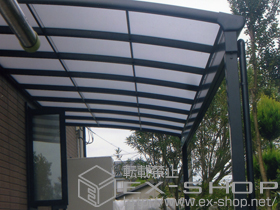 のテラス屋根 ライザーテラスII F型 テラスタイプ 単体 積雪〜20?対応 施工例