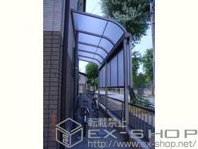 のテラス屋根 ライザーテラスII R型 単体 テラスタイプ 積雪〜20cm対応+前面スクリーン1段仕様 施工例