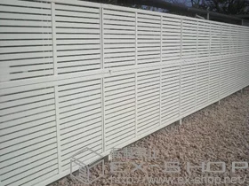 YKKAP�̃t�F���X�E��E�� �G�N�X���C���t�F���X5�^ 2�i�x���{�H �{�H��