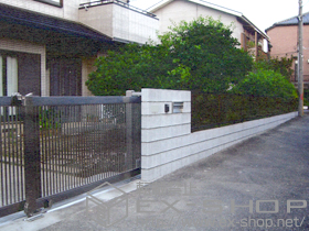 のフェンス・柵 ハイサモア フリーポールタイプ 施工例