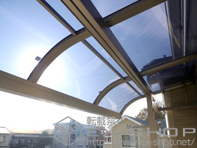 のバルコニー・ベランダ屋根 ライザーテラスII R型 屋根タイプ 単体+物干し＜2セット＞ 施工例