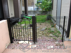 の門扉 ユーフォス門扉 1型 片開き 75角門柱使用 施工例