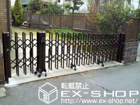 のカーゲート レイオス7型 ノンレール 両開き親子 傾斜地用タイプ 施工例