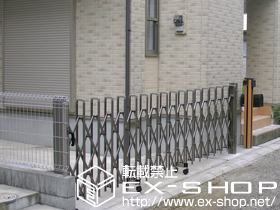 のカーゲート トリップゲート PB型 ノンレール　片開き 施工例