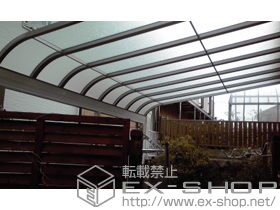 のテラス屋根 ライザーテラスII R型 テラスタイプ 単体 積雪〜20ｃｍ対応＋前面スクリーン 1段仕様 施工例