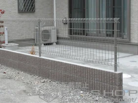 LIXIL ���N�V��(TOEX)�̃t�F���X�E��E�� �n�C�O���b�h�t�F���XUF8�^ �{�H��