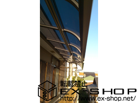 のバルコニー・ベランダ屋根 ライザーテラスII R型 屋根タイプ 連棟　積雪〜20cm対応 施工例