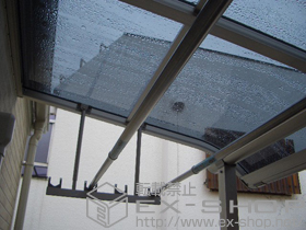 のバルコニー・ベランダ屋根 プレシオステラス R型 屋根タイプ 単体　積雪〜20cm対応 施工例