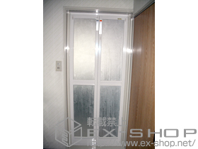 の二重窓（内窓） 浴室中折ドアＳＦ型内付樹脂　パネル入 施工例