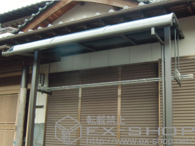 のテラス屋根 ライザーテラスII R型 テラスタイプ 単体 積雪〜20cm対応+吊り下げ物干し　標準　2本入 施工例