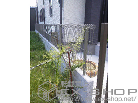 のフェンス・柵 ハイグリッドフェンス11型フリーポールタイプ 施工例