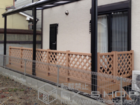 の リウッドデッキ200 連棟+デッキフェンス2型+ステップ2段 施工例