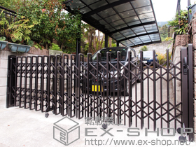 のカーゲート レイオス3型(ペットガード) ノンレール 片開き 施工例