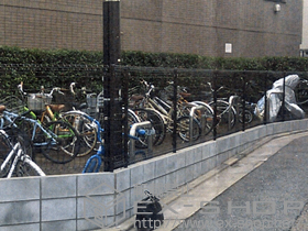 のフェンス・柵 イーネットフェンス1M型 施工例