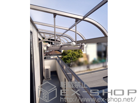 のバルコニー・ベランダ屋根 ライザーテラスII R型 ルーフタイプ 連棟 積雪〜20cm対応 施工例