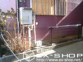 のフェンス・柵 イーネットフェンス1M型 間仕切柱施工 施工例