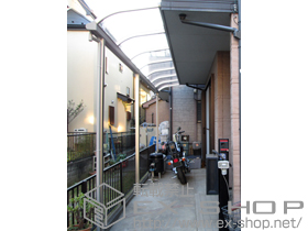 のテラス屋根 プレシオステラス R型 テラスタイプ 連棟　積雪〜20cm対応 施工例