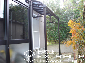 の プレシオステラス R型 1500 テラスタイプ 単体 積雪〜50cm対応＋吊り下げ式物干し 標準 2本入り 施工例