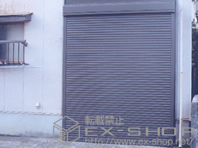 のガレージシャッター ガレージシャッタークワトロ 電動式 外部付タイプ RC造用躯体直付け 施工例