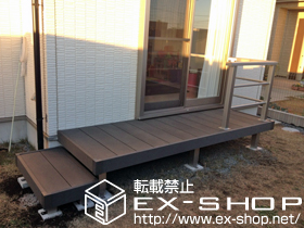 のウッドデッキ リウッドデッキ 200 単体＋独立式リウッドステップ2型＋シンプルモダンデッキフェンス2型＜横格子2本タイプ＞ 施工例